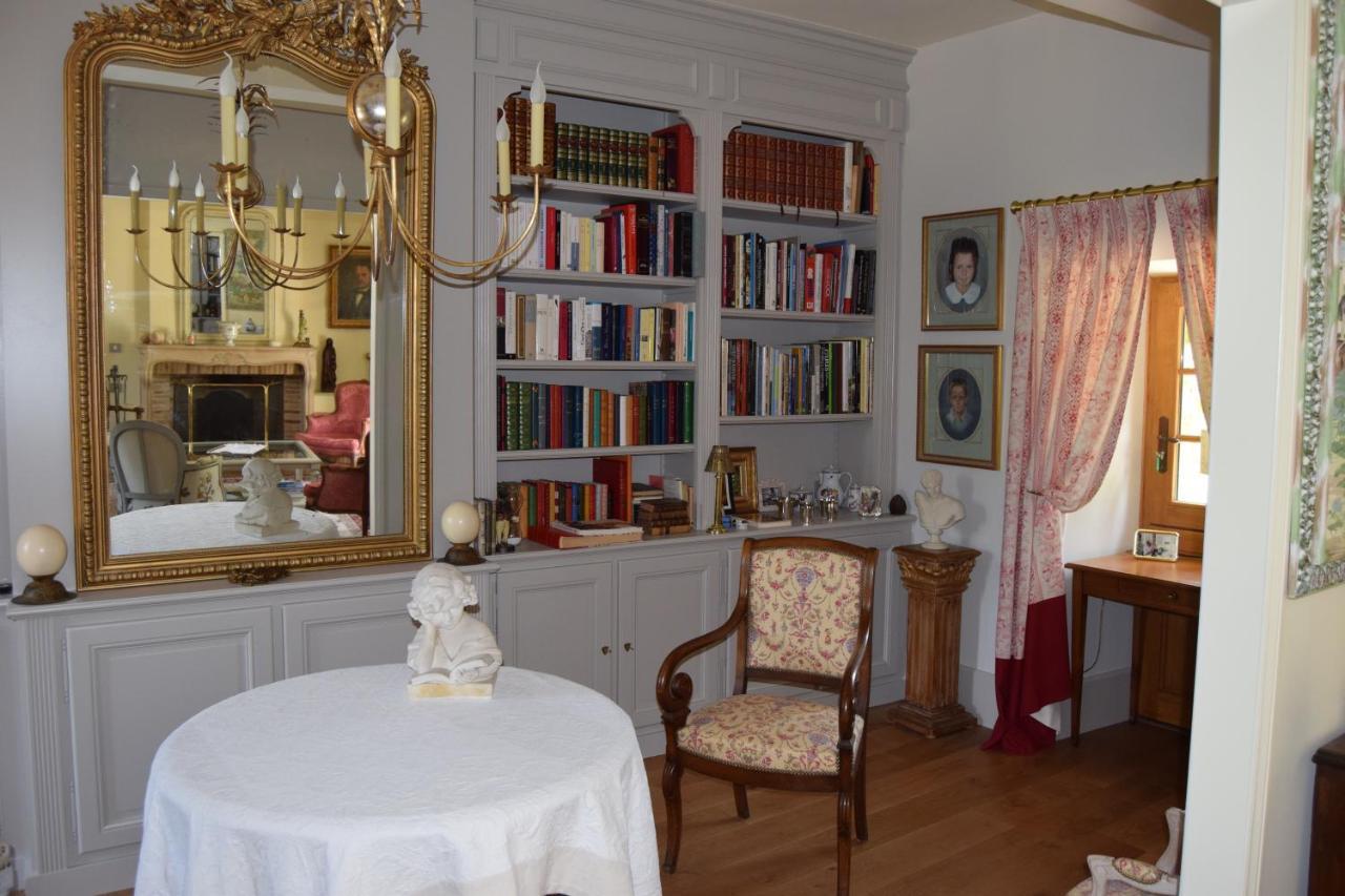 La Rocheliere Bed & Breakfast Bresse-sur-Grosne Bagian luar foto
