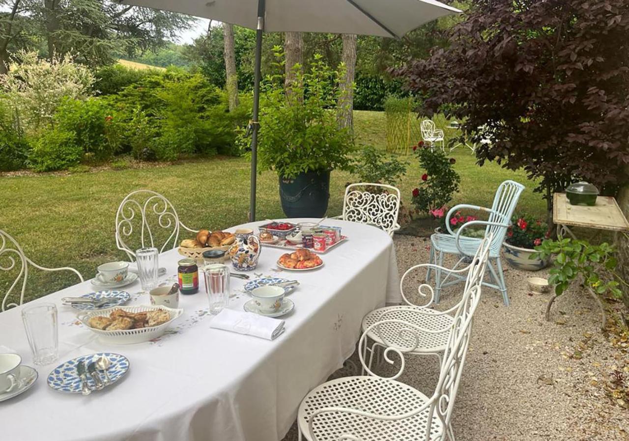 La Rocheliere Bed & Breakfast Bresse-sur-Grosne Bagian luar foto