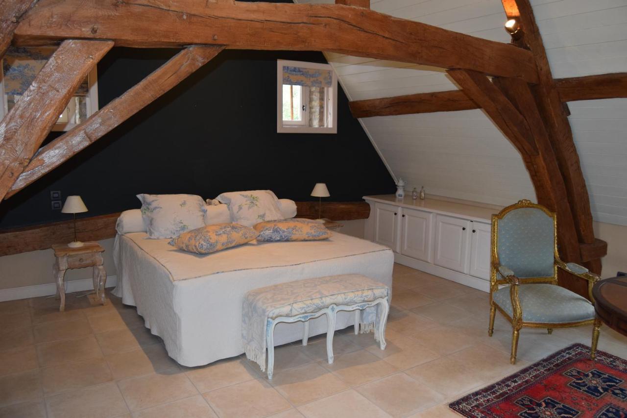 La Rocheliere Bed & Breakfast Bresse-sur-Grosne Bagian luar foto